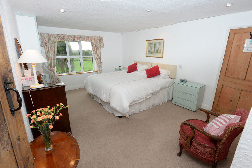 Hampton House Farm B&B Malpas  外观 照片
